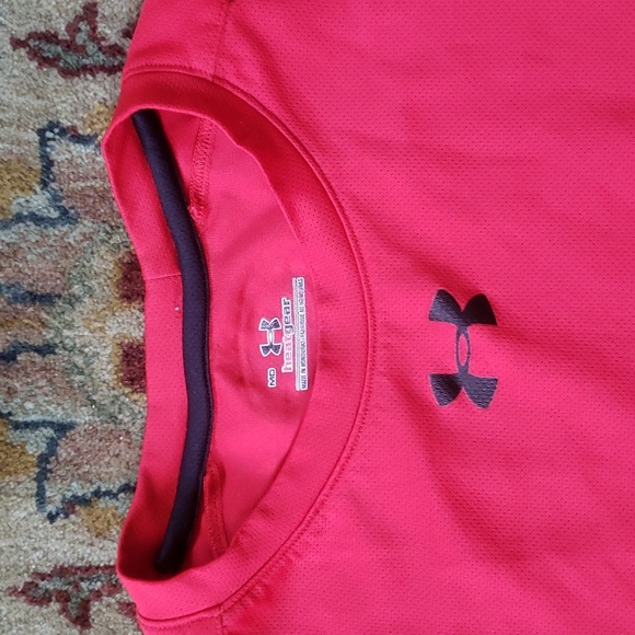 Under Armour T-shirt - Picture 2 of 6